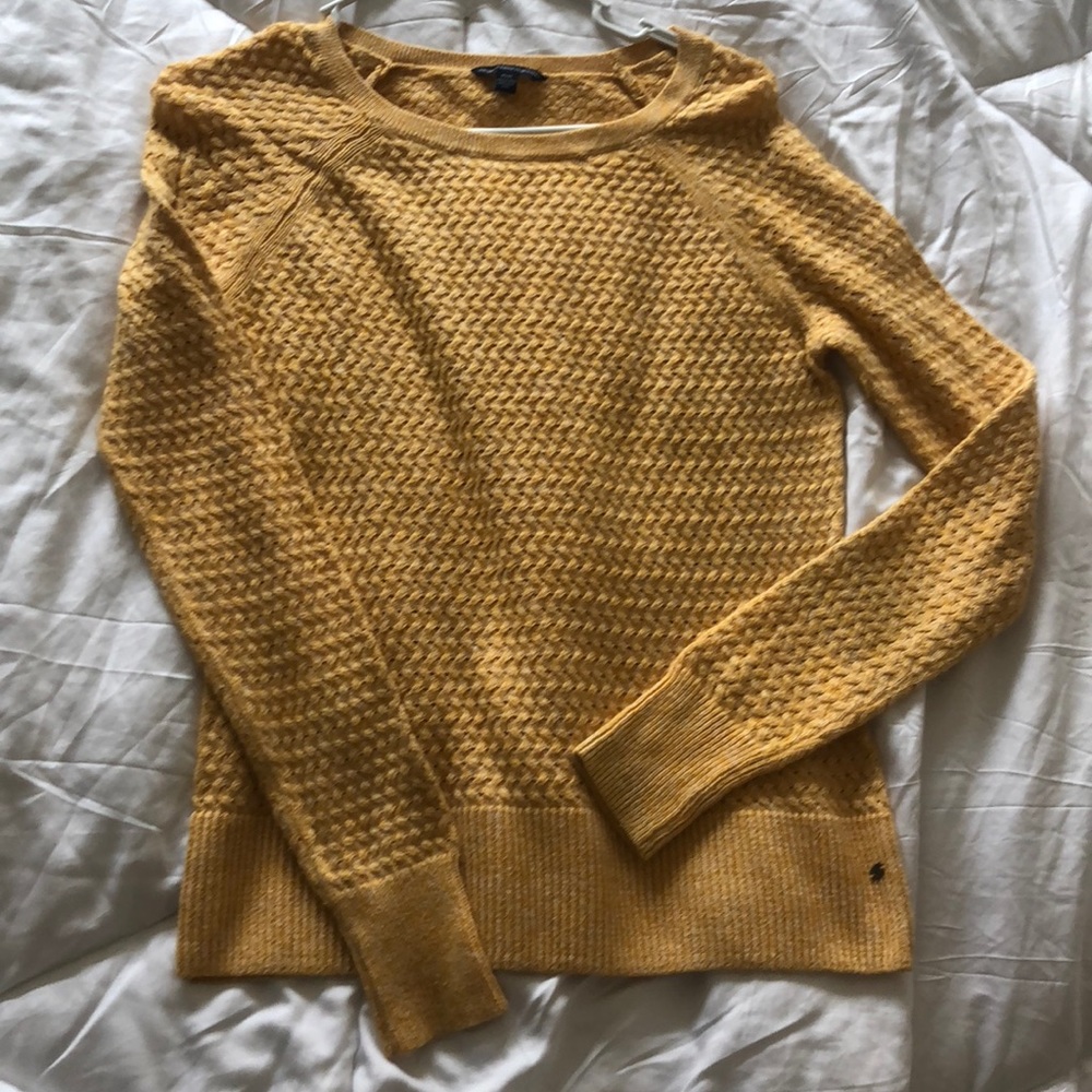 American eagle sweater